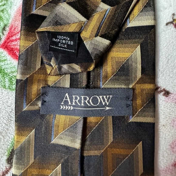 Arrow Black and Gold Geometric Tie - Picture 2 of 2